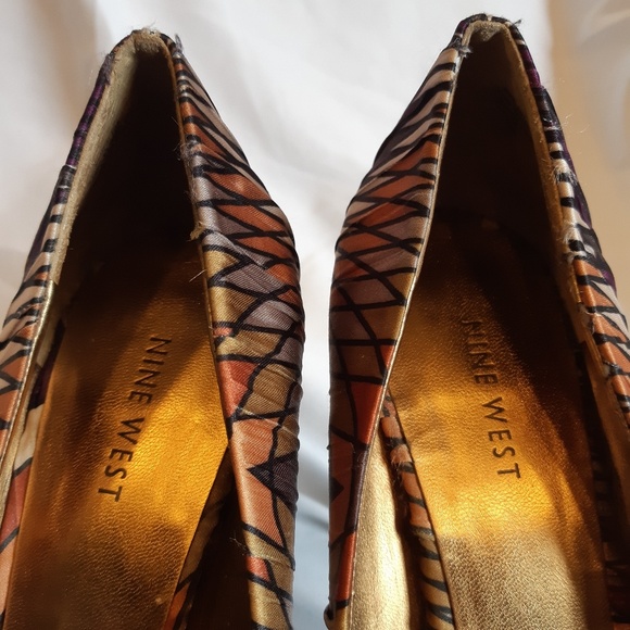 Nine West multi colored fabric heels - Picture 2 of 8